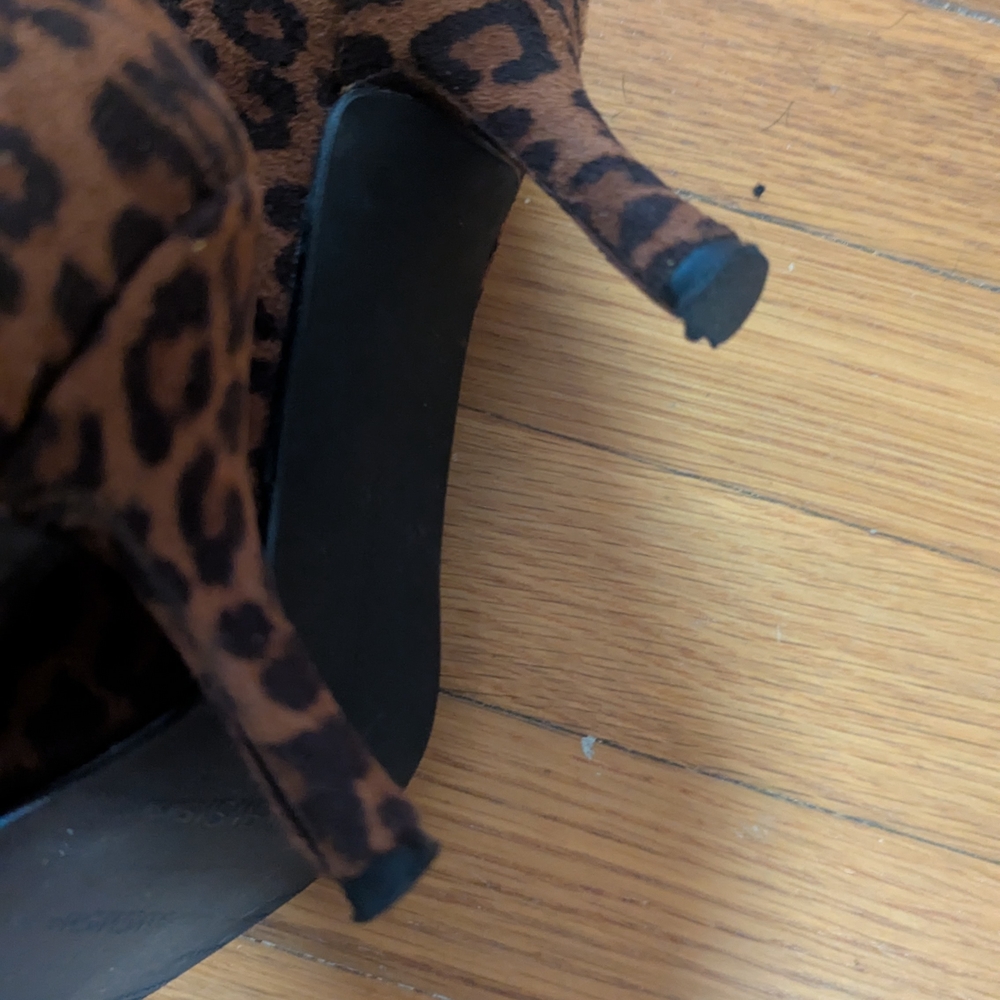 STUART WEITZMAN Leopard Print Tall Boots- RARE---Size 7 - Picture 4 of 5
